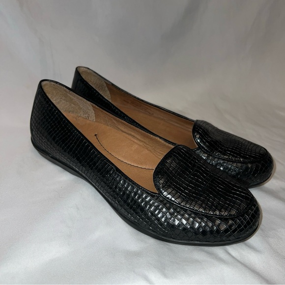 Dansko Nastacia Black Croc Embossed Leather Loafers Flats Size 37 Slip On - Picture 4 of 9